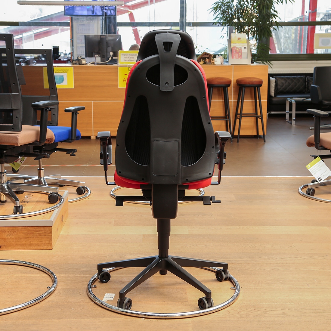 Topstar Gaming Chair schwarz-rot AL.P4 + Kopfstütze