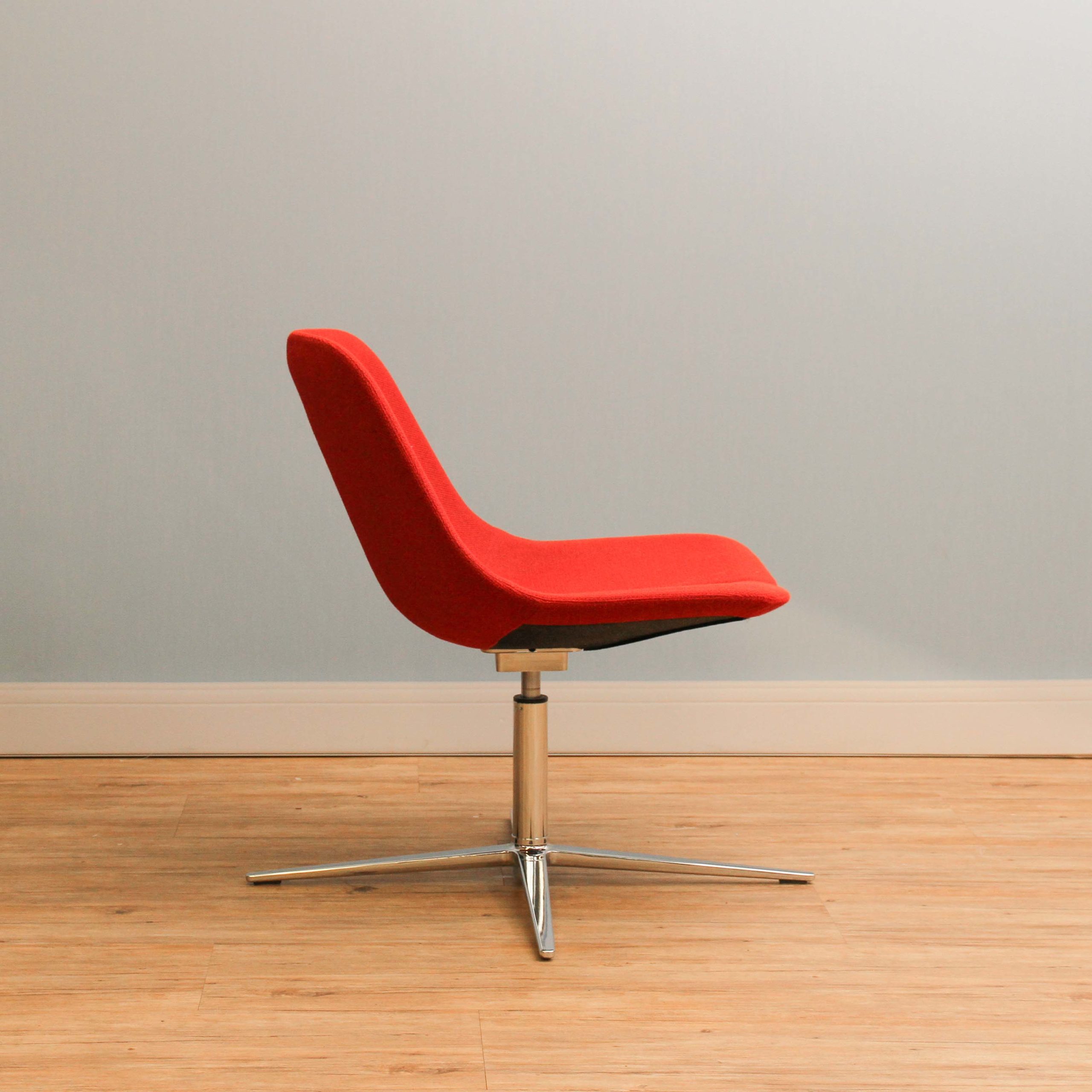 Wagner W-Lounge Chair chrom/rot #88