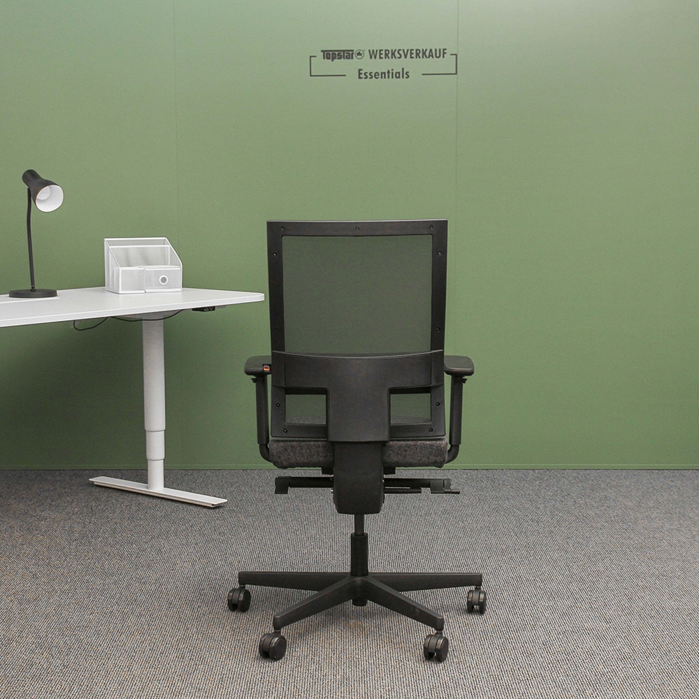 Sitness 60 mit Armlehnen TW2 schwarz gemustert Sitness 60 mit Armlehnen TW2 schwarz gemustert