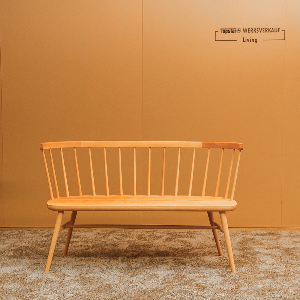 Wagner W1960 Bench Buche massiv auf Nussbaum gebeizt Wagner W1960 Bench Buche massiv auf Nussbaum gebeizt