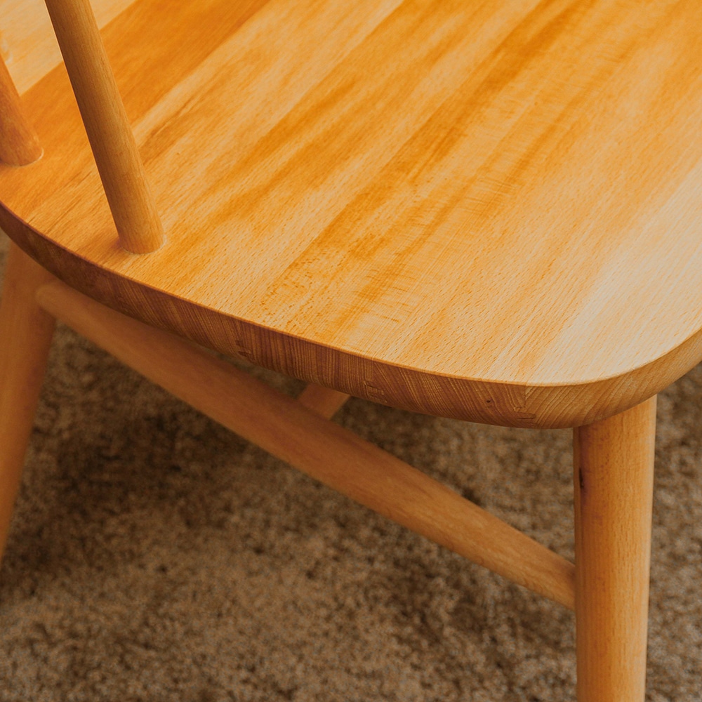 Wagner W1960 Bench Buche massiv auf Nussbaum gebeizt Wagner W1960 Bench Buche massiv auf Nussbaum gebeizt