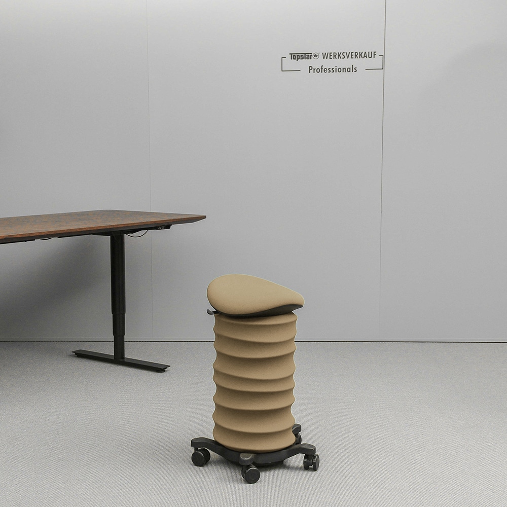 Sitness 4D mit Rollen schwarz/rot Sitness 4D mit Rollen schwarz/rot