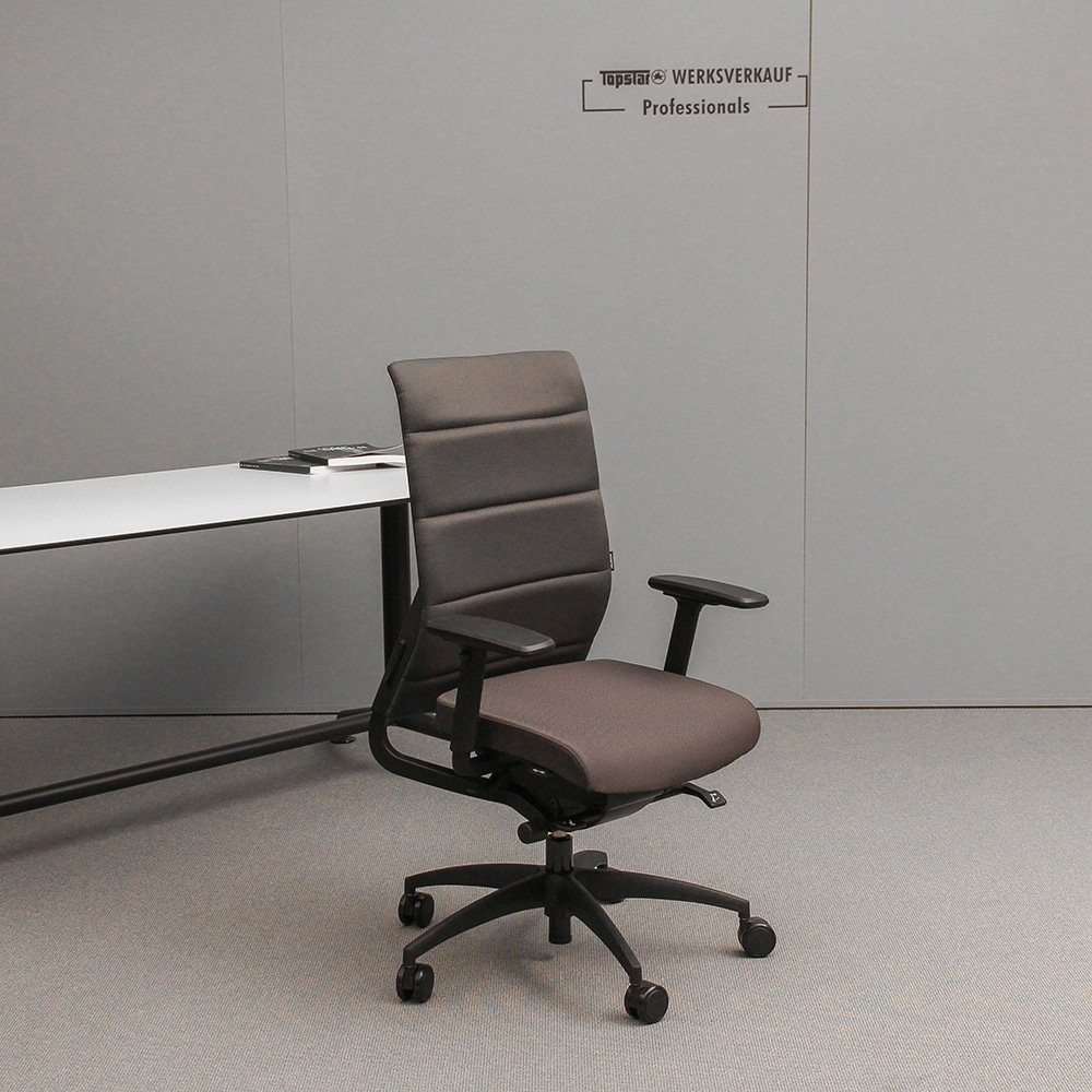 Wagner Ergo Medic 100-4 mit Armlehnen schwarz/dunkelgrau Wagner Ergo Medic 100-4 mit Armlehnen schwarz/dunkelgrau