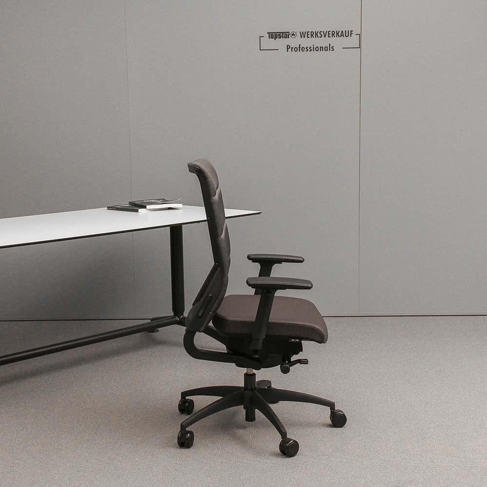 Wagner Ergo Medic 100-4 mit Armlehnen schwarz/dunkelgrau Wagner Ergo Medic 100-4 mit Armlehnen schwarz/dunkelgrau